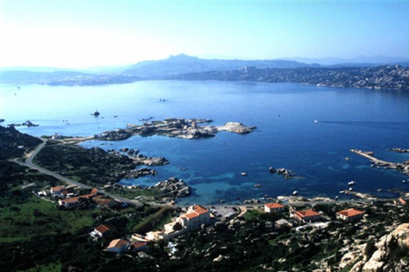 Hotel Nido D'Aquila La Maddalena Kültér fotó