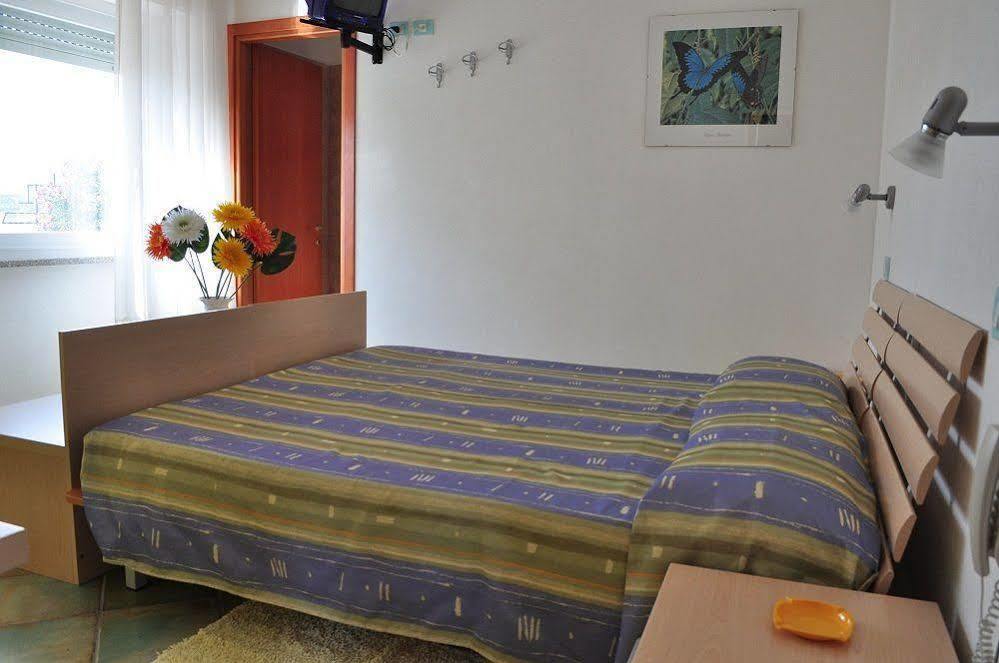 Hotel Nido D'Aquila La Maddalena Kültér fotó