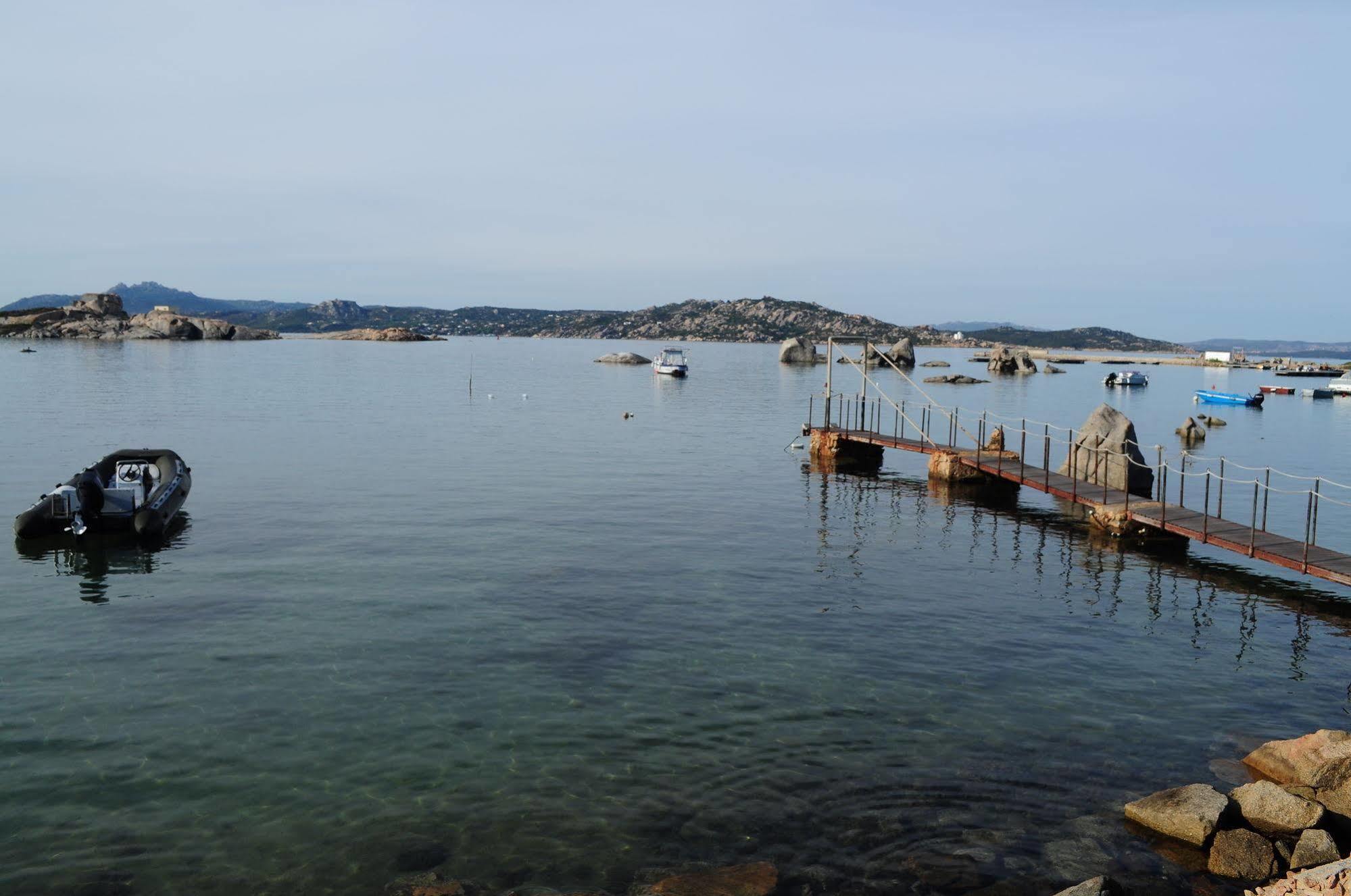 Hotel Nido D'Aquila La Maddalena Kültér fotó